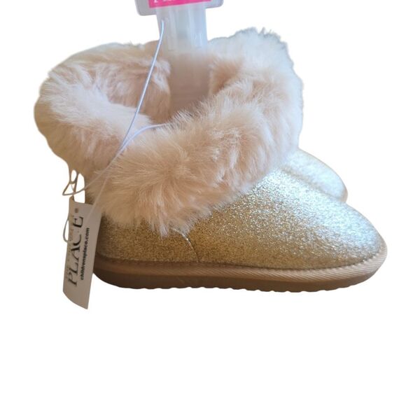 Gold Glitter Faux Fur Boots Size 13 - Picture 1 of 2